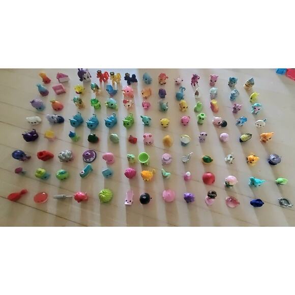 Shopkins Figures Lot of 104 Mixed Seasons , Huge Variety - Picture 1 of 6